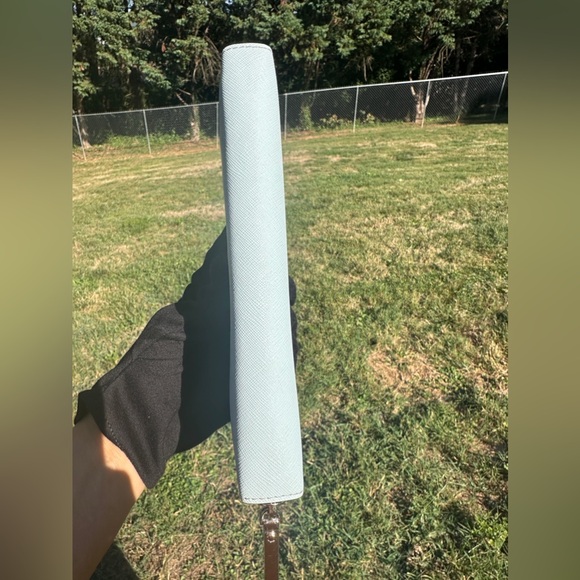 Kate Spade Long Zip Wallet Light Robin’s Egg Blue Leather Gold Hardware Preloved - Picture 7 of 13